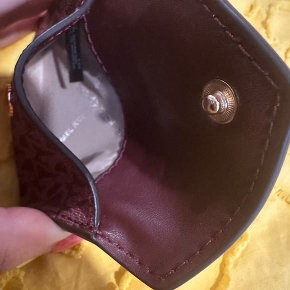 Michael Kors Plum Monogram Coin wallet - Picture 6 of 8